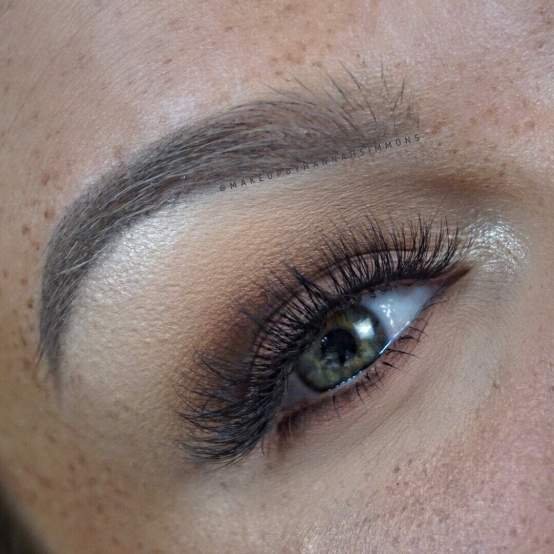 Reign Lashes | Premium 3D Mink Lashes in Trophy Wife - Upgrade Your Look