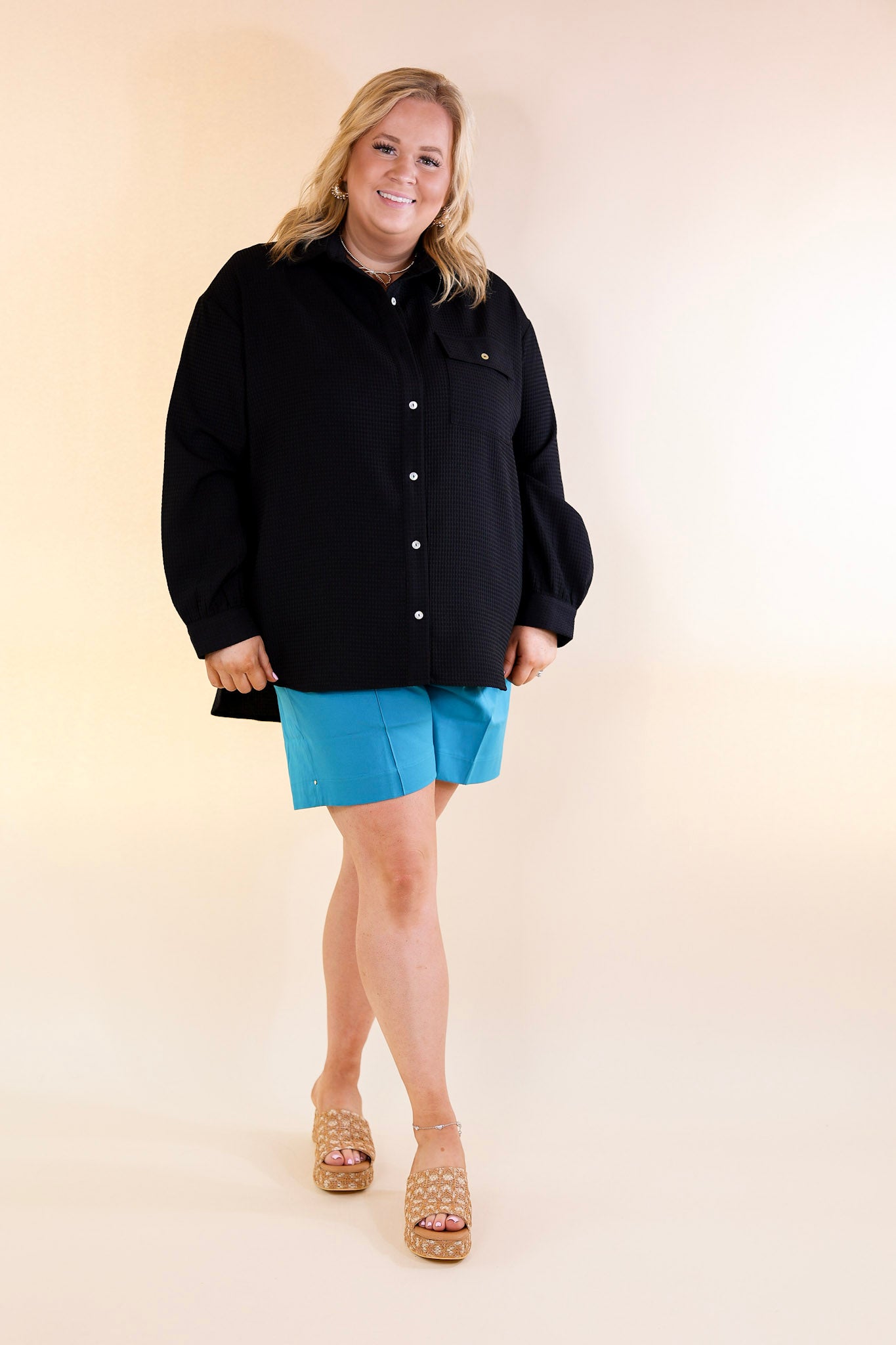 Lyssé | Amanda Stretch Twill Short - Turquoise Powder | Ultimate Summer Comfort