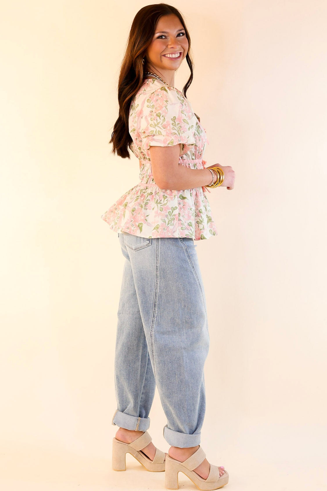 Premium Chic Essentials Floral Print V-Neck Top with Puff Sleeves