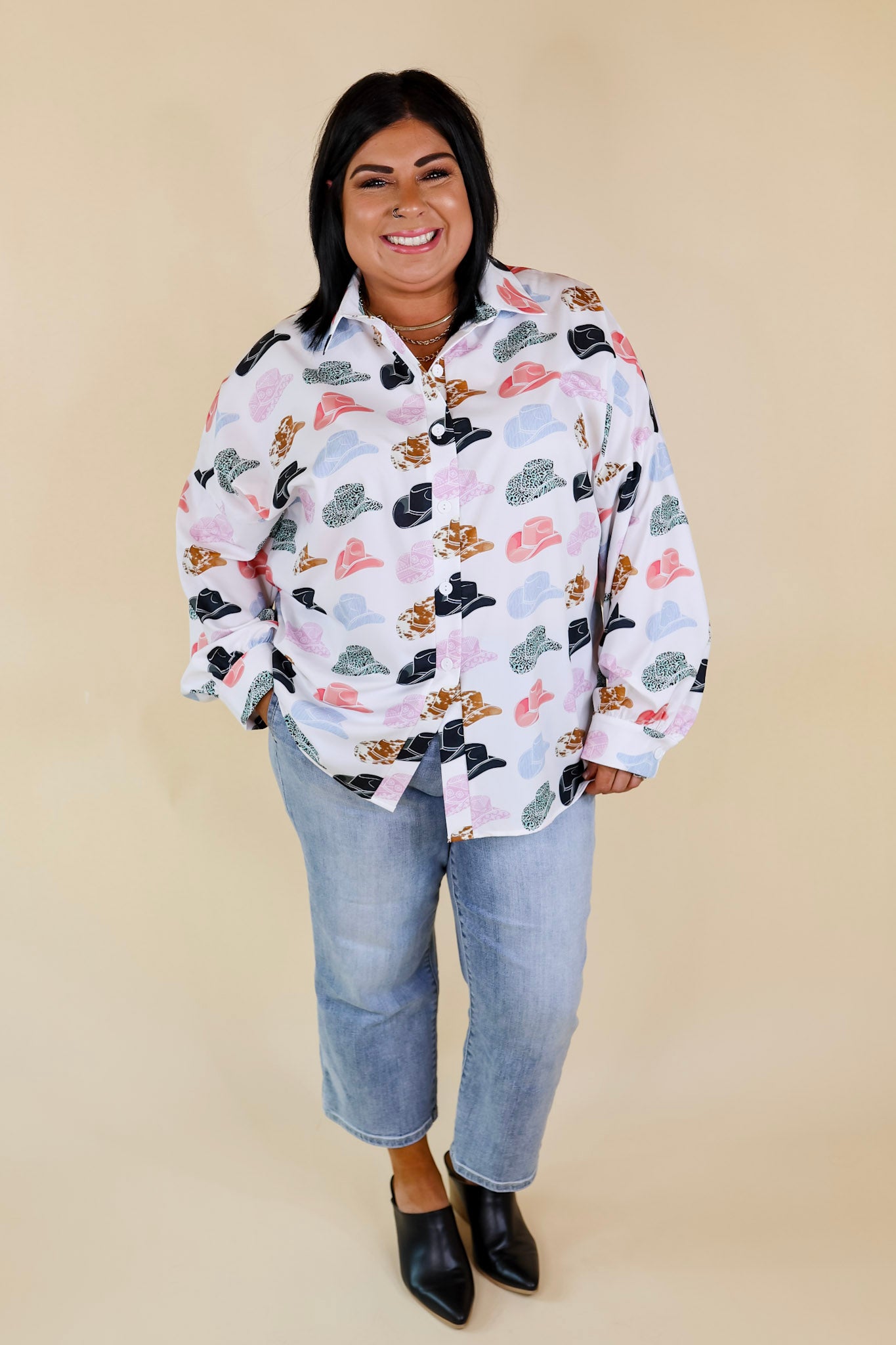 Premium Cowgirl Style Button-Up Top with Multi-Print Cowboy Hats in White