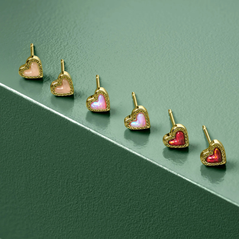 Kendra Scott | Premium Mini Ari Gold Heart Studs in Rose Quartz