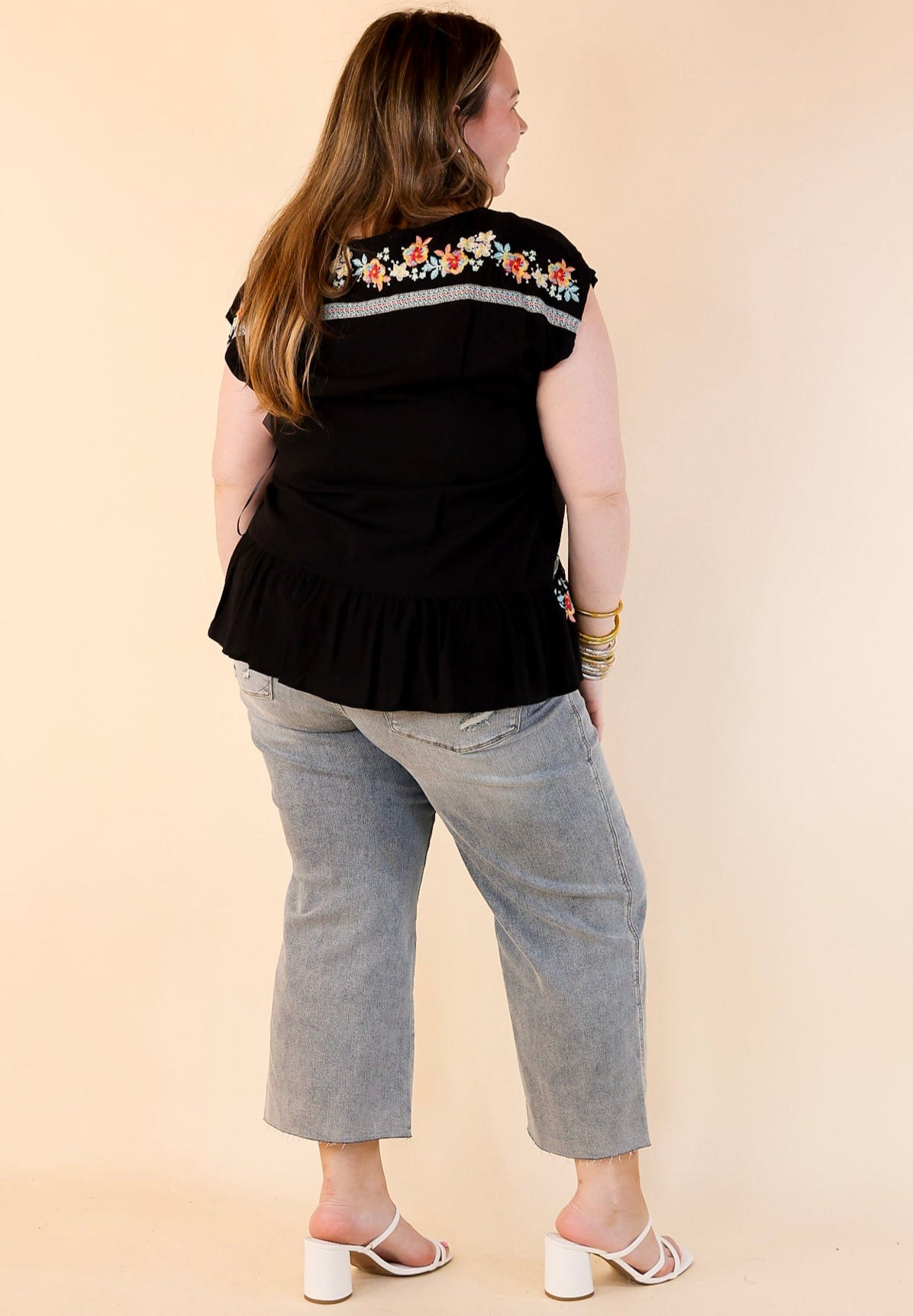 Premium Paradise Floral Embroidered Keyhole Top - Ultimate Summer Style in Black