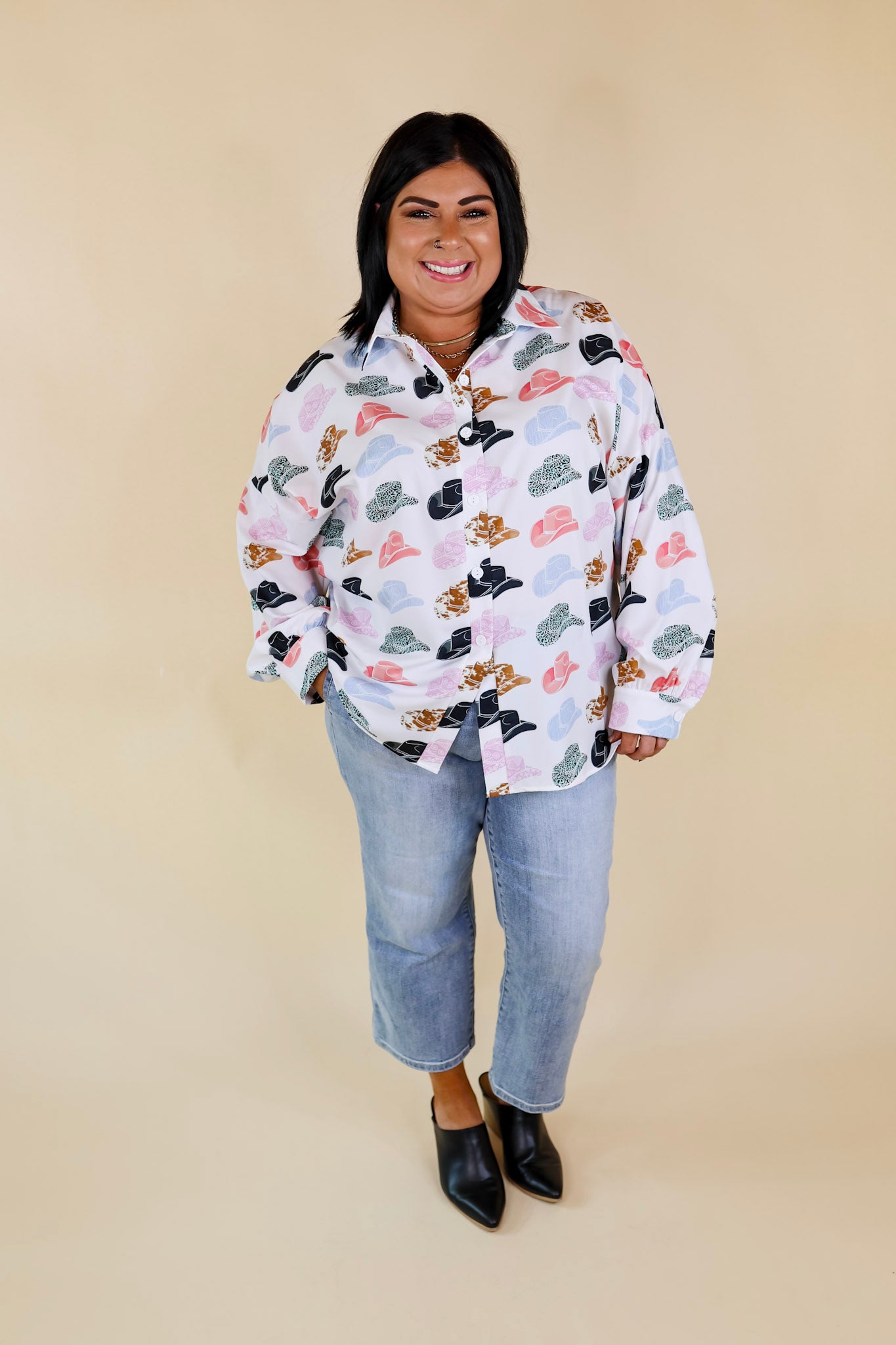 Premium Cowgirl Style Button-Up Top with Multi-Print Cowboy Hats in White